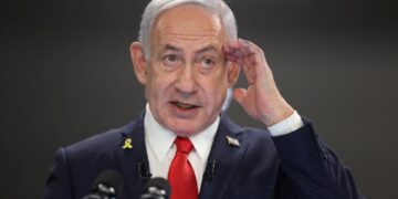 Benjamin Netanyahu en una conferencia de prensa.