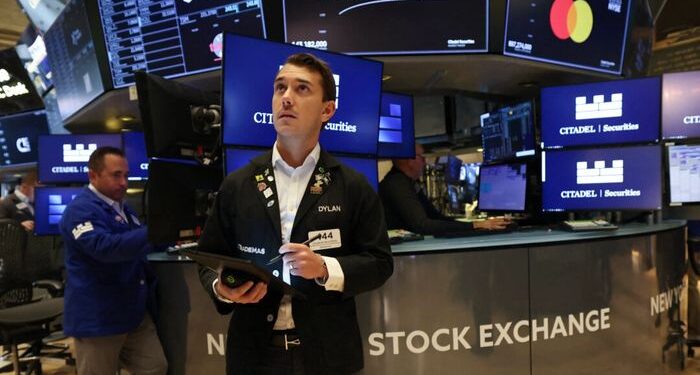 Revisión de Wall Street: las OPI y el alivio de la tarifa hacen que las acciones rugieran