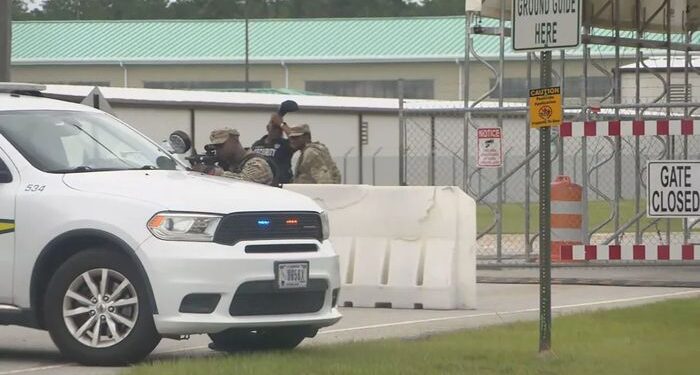 Sospecha de tirador de Fort Stewart identificado como sargento del ejército de EE. UU., Dicen las autoridades