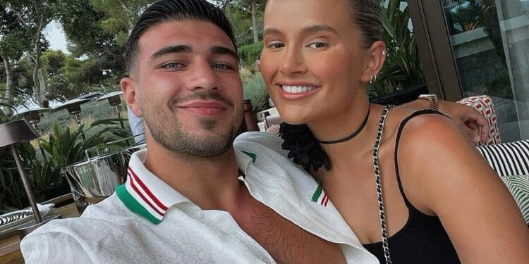 Tommy Fury revela una verdadera razón por la que Molly-Mae La Haya lo dejó