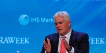 Kelcy Warren, CEO de Energy Transfer LP, que controla la tubería de acceso de Dakota, en esta foto de 2018, fue un importante donante de Pro-Trump Super PAC en las elecciones de 2024.