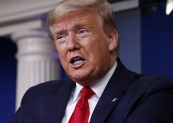 Trump nombra a 4 jueces para llenar vacantes en los tribunales de Carolina del Norte