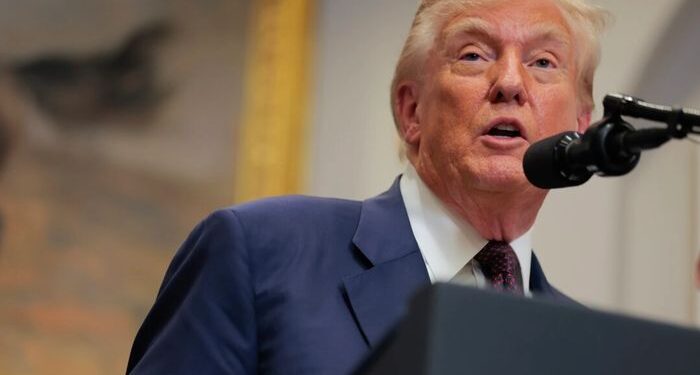 Trump ordena que los submarinos nucleares se mudaron después de los comentarios del ex presidente ruso