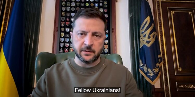 Zelenskyy se dirige a los ucranianos.
