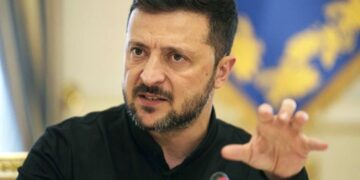 Zelenskyy descarta tierras cediendo a Rusia antes de la reunión de Trump-Putin