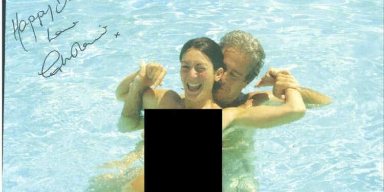 Foto del libro de cumpleaños número 50 de Jeffrey Epstein.