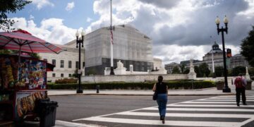 El Tribunal Supremo permite que Trump Admin congele $ 4 mil millones en ayuda extranjera aprobada por el Congreso