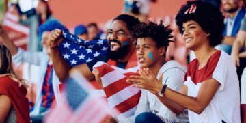 El departamento de educación promueve el plan de estudios de la escuela patriótica