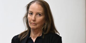 Foto de Kathryn Sullivan, ex trabajadora de CBA, en un simposio.