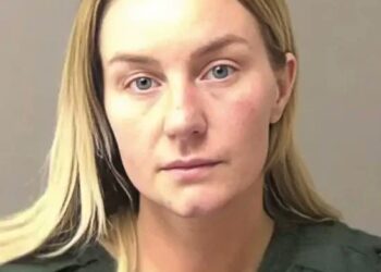 Alley Bardfield confesó atraer a Schoolboy, 11, a 'jugar citas' en su cama