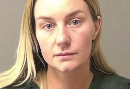 Alley Bardfield confesó atraer a Schoolboy, 11, a 'jugar citas' en su cama