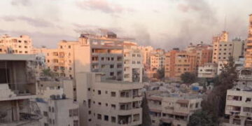 En la ciudad de Gaza, me han presentado sin hogar en mi tierra natal