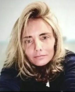 Mujer estafada por el falso perfil de Brad Pitt, perdiendo € 830,000.