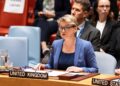La secretaria de Relaciones Exteriores británicas, Yvette Cooper, se dirige al Consejo de Seguridad de la ONU.