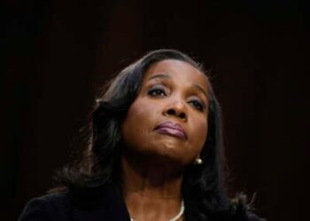 La gobernadora de la Reserva Federal Lisa Cook.