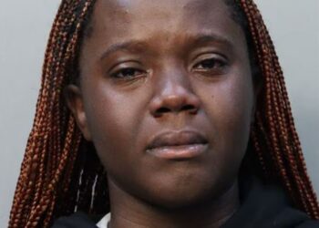 Mugshot de Alvina Omisri Agba.