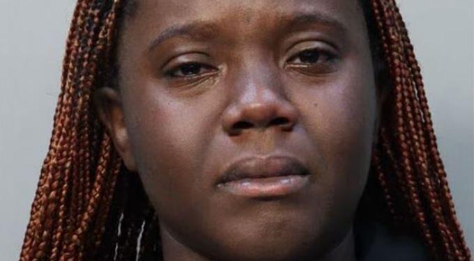 Mugshot de Alvina Omisri Agba.