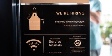 Las afirmaciones semanales de desempleo semanales se elevan a cerca de 3 meses