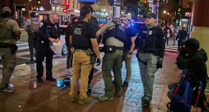 Las autoridades han arrestado a casi 2,200 en DC desde la represión del crimen: la Casa Blanca
