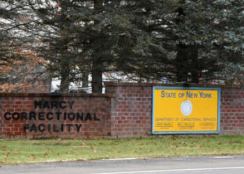 Entrada a la prisión estatal del centro correccional de Marcy el 19 de diciembre de 2024 en Marcy, Nueva York.