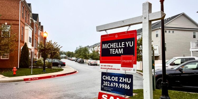 Townhouse en venta en Elkridge, Maryland, el 27 de septiembre de 2024. (Madalina Vasiliu/The Epoch Times)