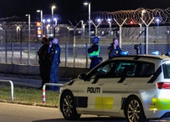 Los aeropuertos de Copenhague, Oslo se vuelven a abrir después de avistamientos de drones