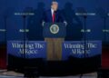 El presidente Donald Trump habla durante el "Ganar la carrera de IA" Summit organizada por All -En Podcast and Hill & Valley Forum en el Auditorio Andrew W. Mellon el 23 de julio de 2025 en Washington, DC