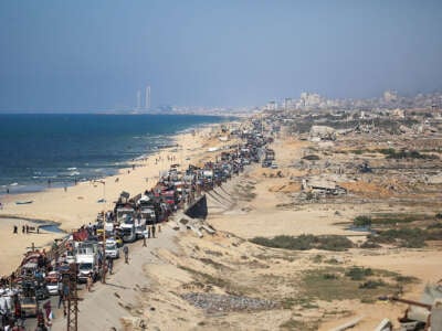 Mike Huckabee compara a Israel con la "esposa" de los Estados Unidos