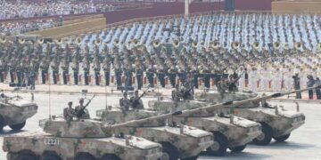 Desfile militar en la Plaza Tiananmen.