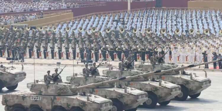 Desfile militar en la Plaza Tiananmen.