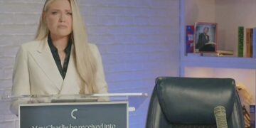 'Nunca dejaré morir a tu legado': la viuda de Charlie Kirk da el primer discurso público después del asesinato