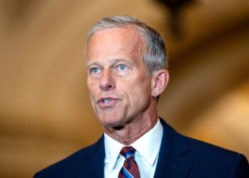 Thune planea cambiar las reglas del Senado para acelerar las nominaciones de Trump