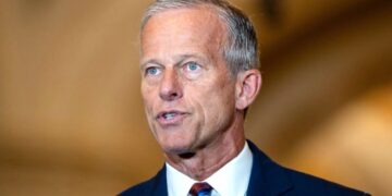 Thune planea cambiar las reglas del Senado para acelerar las nominaciones de Trump