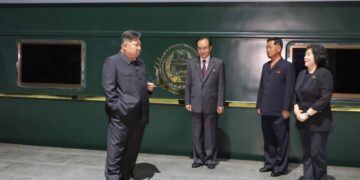 Kim Jong Un partiendo de Pyongyang en tren.