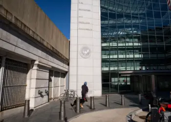 El edificio de la Comisión de Valores y Valores de EE. UU. En Washington el 2 de diciembre de 2024. (Madalina Vasiliu/The Epoch Times)