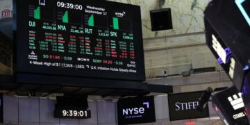 Wall Street Review: Tech lleva a las acciones a nuevos máximos en un rally amplio