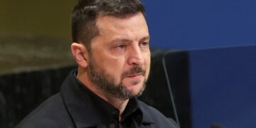 El presidente de Ucrania, Volodymyr Zelenskiy, se dirige a la 80ª Asamblea General de las Naciones Unidas.