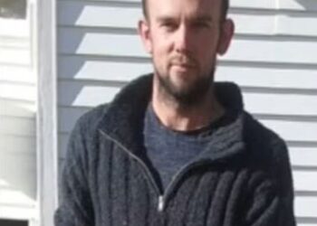 Tom Phillips, hombre de Nueva Zelanda.