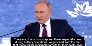 Vladimir Putin afirmando que las tropas occidentales en Ucrania serían objetivos legítimos.