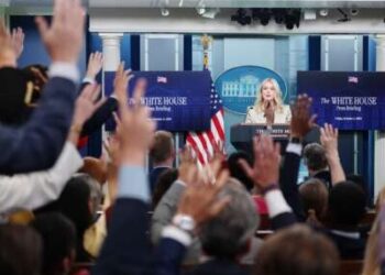 A medida que los fondos de WIC disminuyen durante el cierre del gobierno, los padres se preocupan