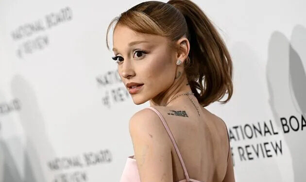 Ariana Grande llama a los partidarios de Trump en un mensaje ardiente