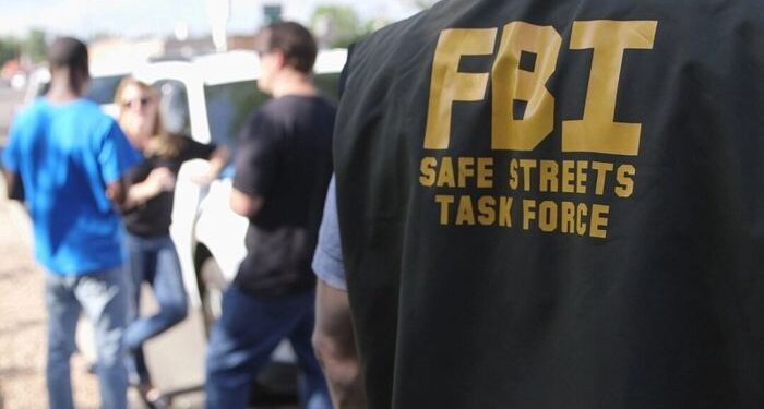 Banda de redadas del FBI y la policía de Los Ángeles vinculada a la mafia mexicana