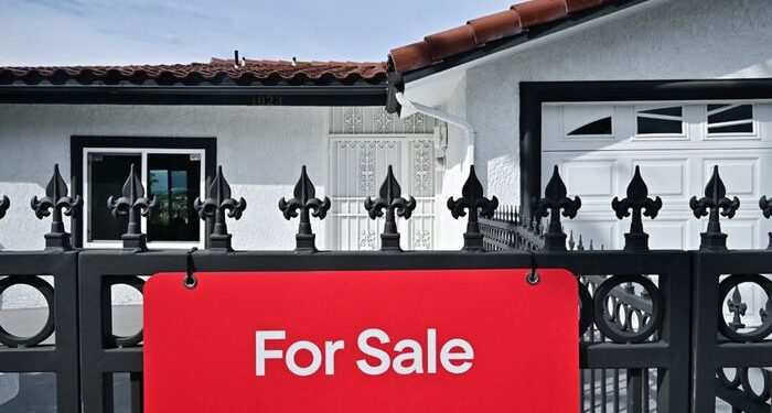 Casi 1 de cada 5 Vendedores de viviendas de EE. UU. Los precios de listado en septiembre: Informe