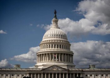 Cierre para continuar hasta el fin de semana después de que el Senado rechaza el plan de financiación nuevamente