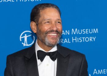 El legendario presentador de televisión fue trasladado de urgencia al hospital por