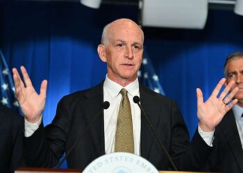 Demócrata dice que el gobierno de Trump todavía carece de “ninguna evidencia” para respaldar los ataques en el Caribe