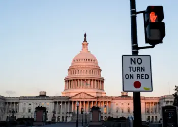 El Senado nuevamente rechaza los proyectos de ley en competencia para poner fin al cierre del gobierno