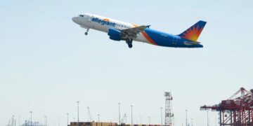 El cierre del gobierno le cuesta a la economía de viajes de EE. UU. mil millones de dólares por semana, dice un grupo