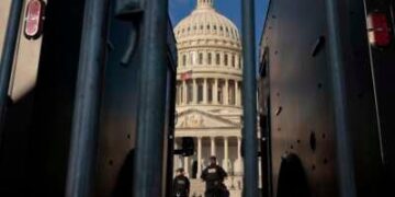 El Centro de Visitantes del Capitolio de EE. UU. en Washington, DC, está cerrado a los visitantes durante el cierre del gobierno federal, el 1 de octubre de 2025.