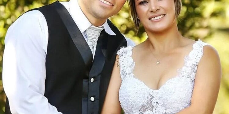 Andrea Carvalho Aita y Valter de Vargas Aita se posan en una foto sin fecha.